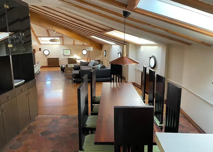 Unique Spacious With Terrace Lägenhet